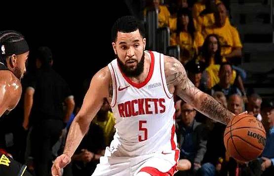 NBA激动时刻:火箭队客场力克热火晋级西部半决赛