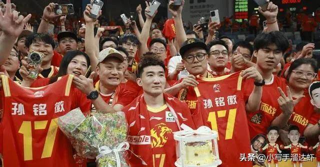 约翰维尔主场大胜，喜迎胜利