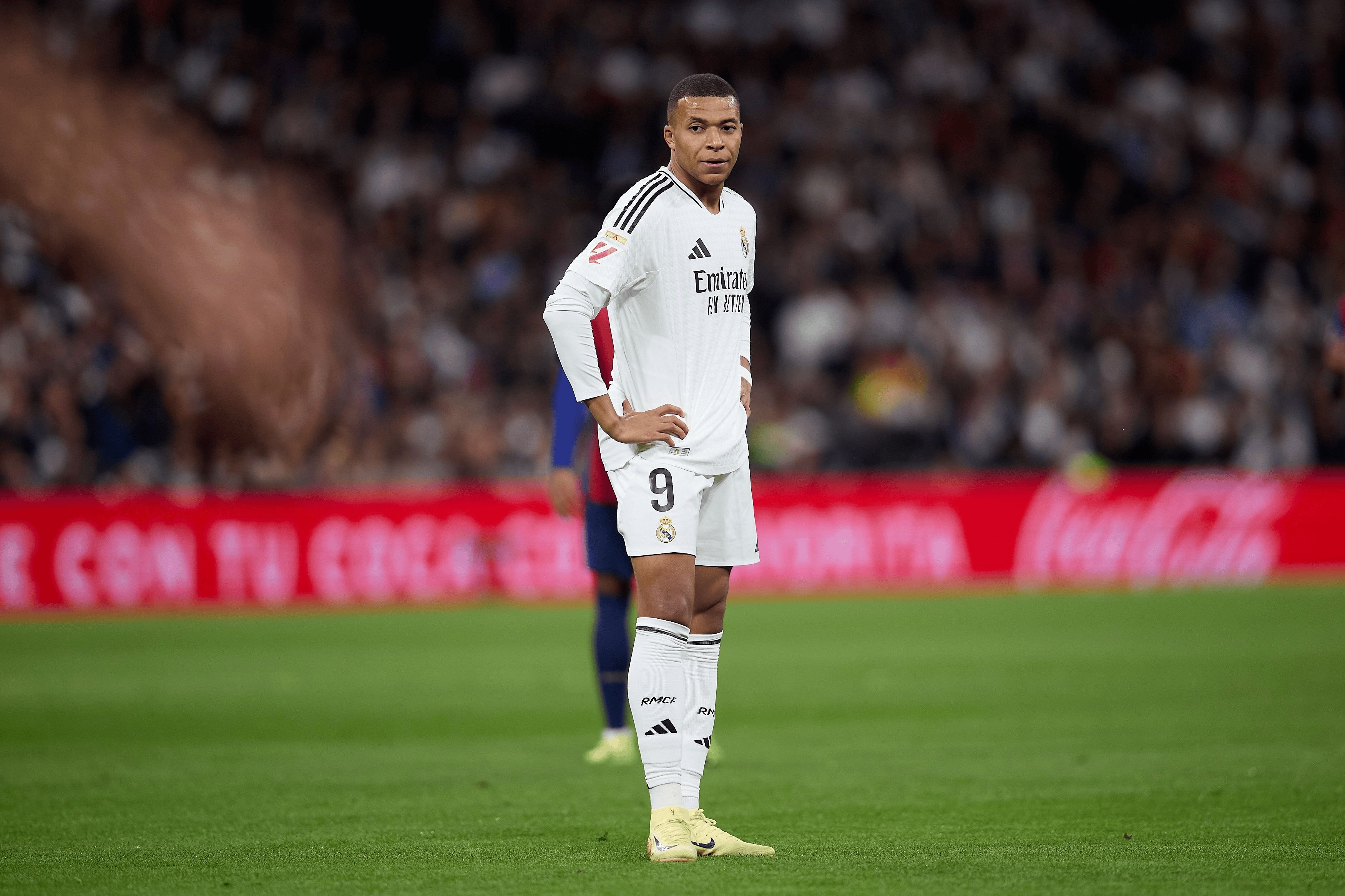 巴拉圭前锋斩获西甲金靴称号