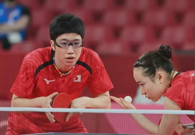 包含中国乒乓球队轻取日本乒乓球队，水谷隼惊艳世界的词条