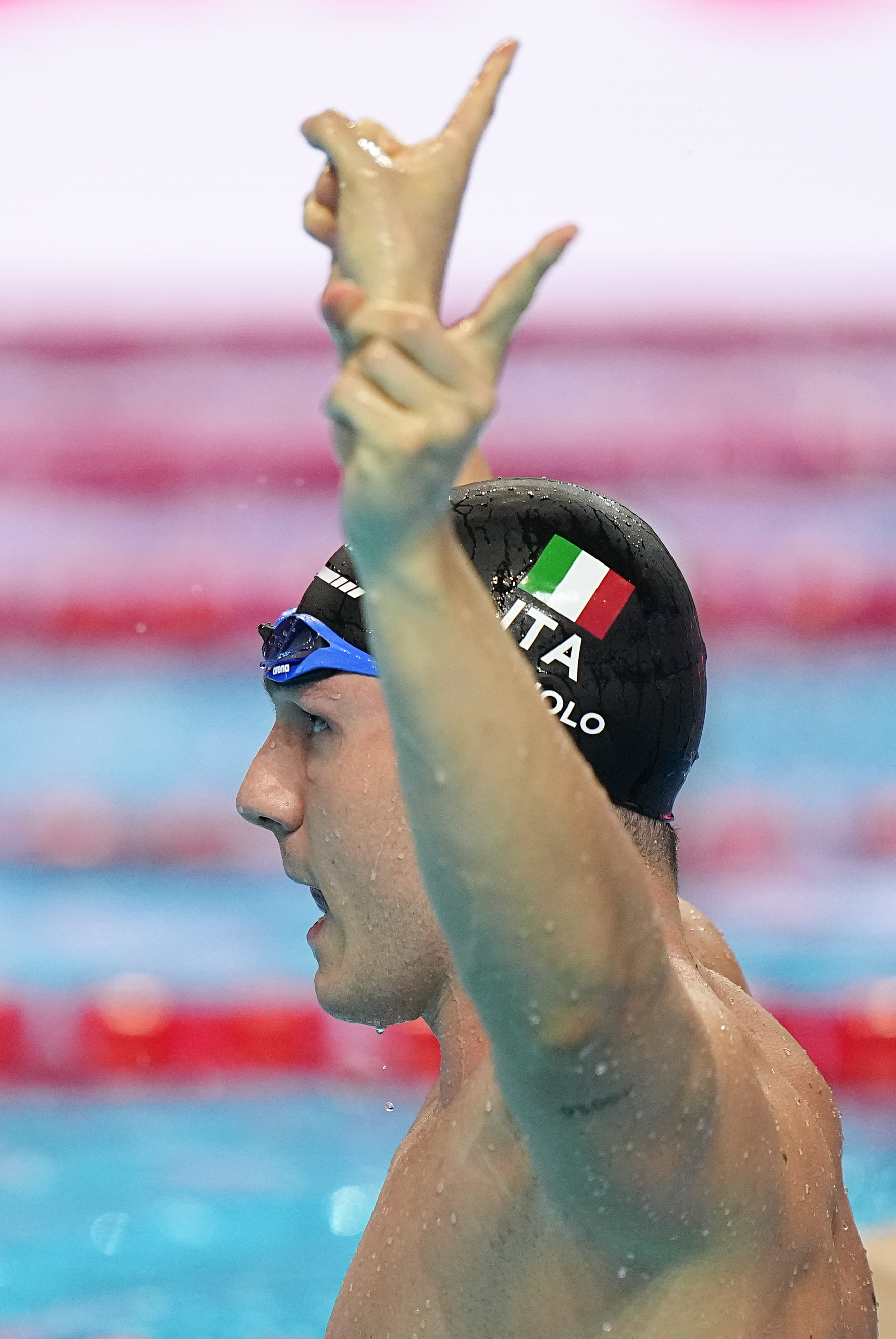 世界赛舞台,游泳代表国家出征荣耀的简单介绍 世界赛舞台,游泳代表国家出征荣耀的简单介绍