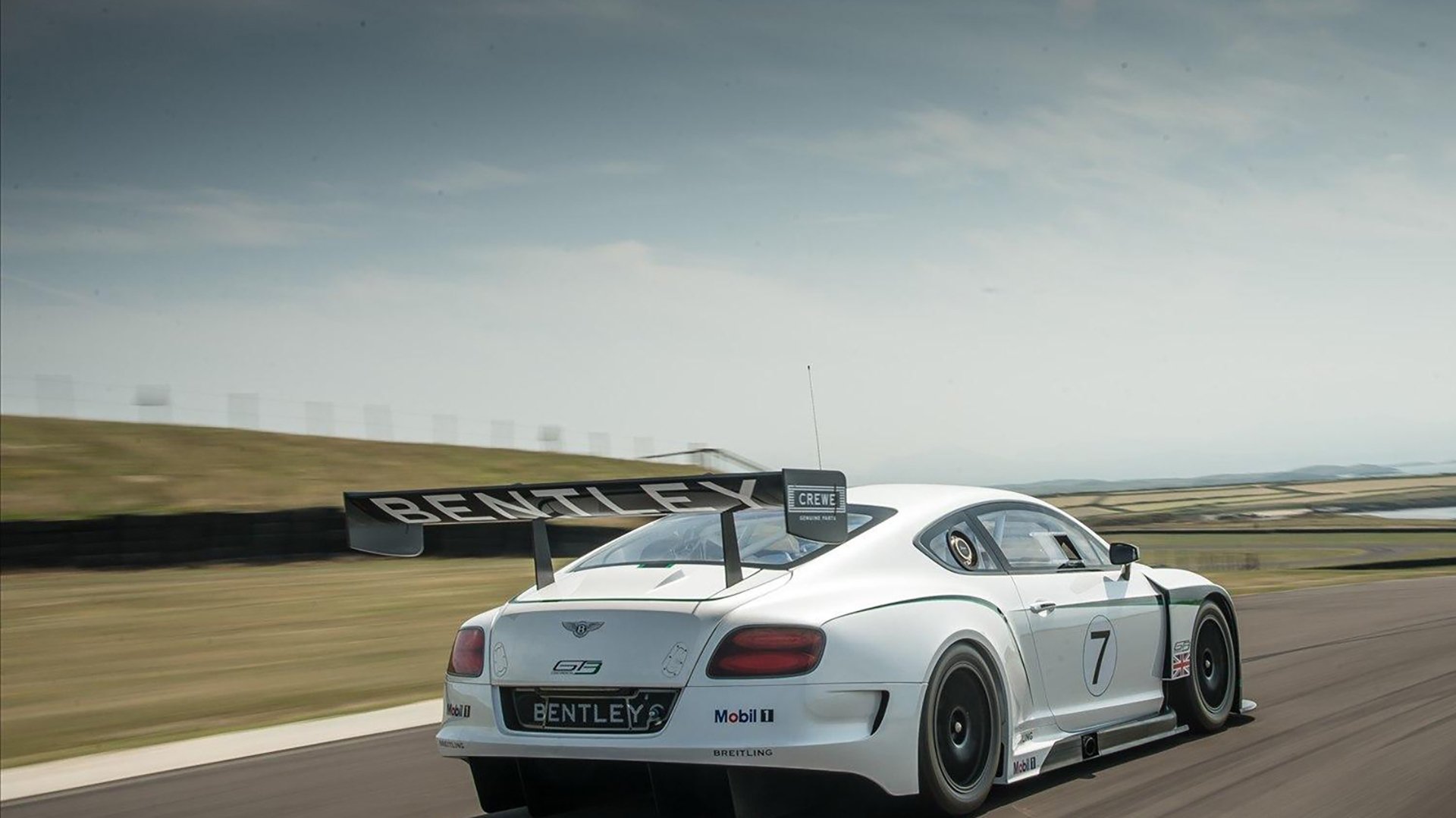 克瓦拉茨赫利亚节奏掌控，西班牙战术智慧正面击溃佛罗伦萨