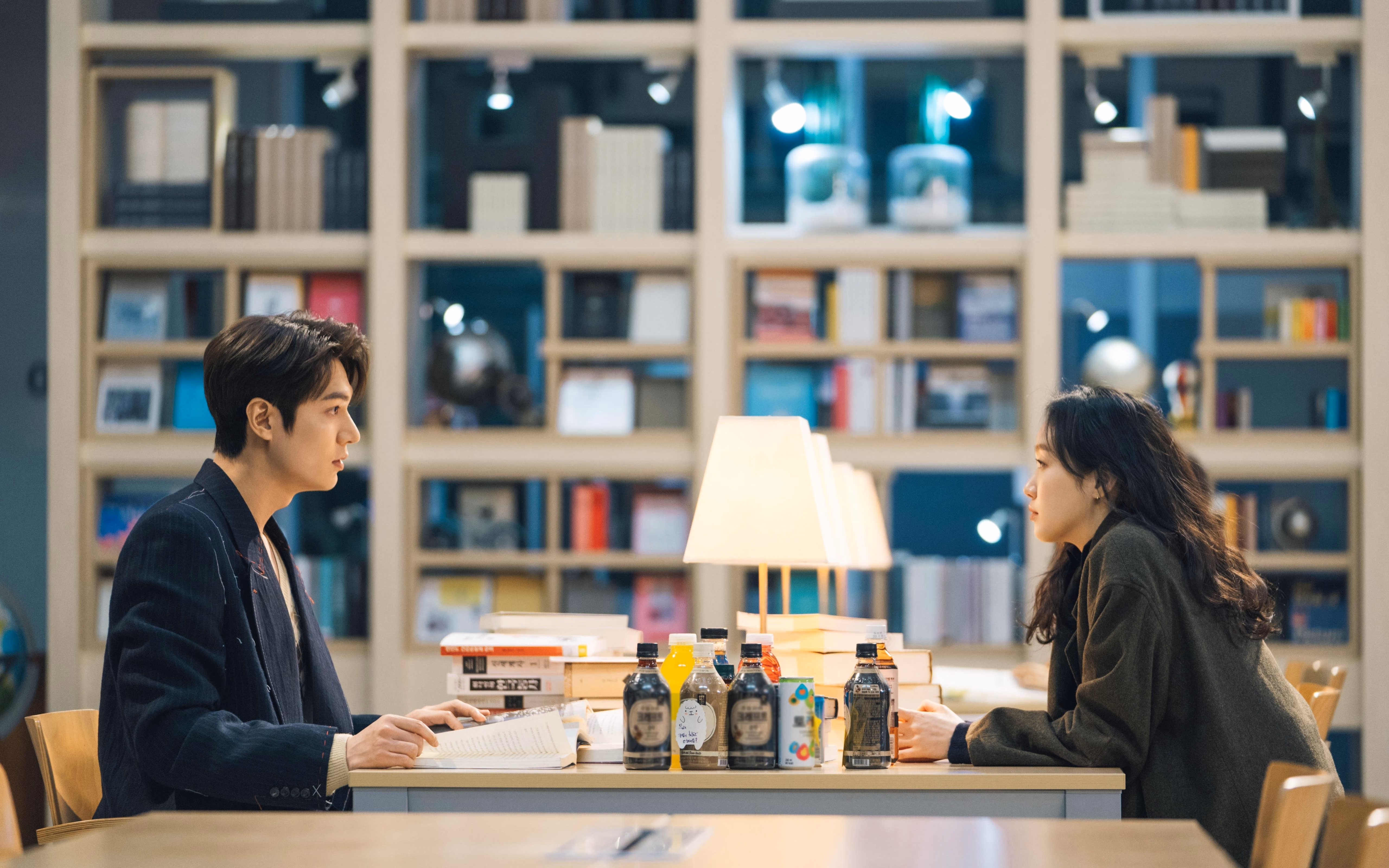 F1年度争冠之夜，皮克完美演绎，铸就传奇荣耀