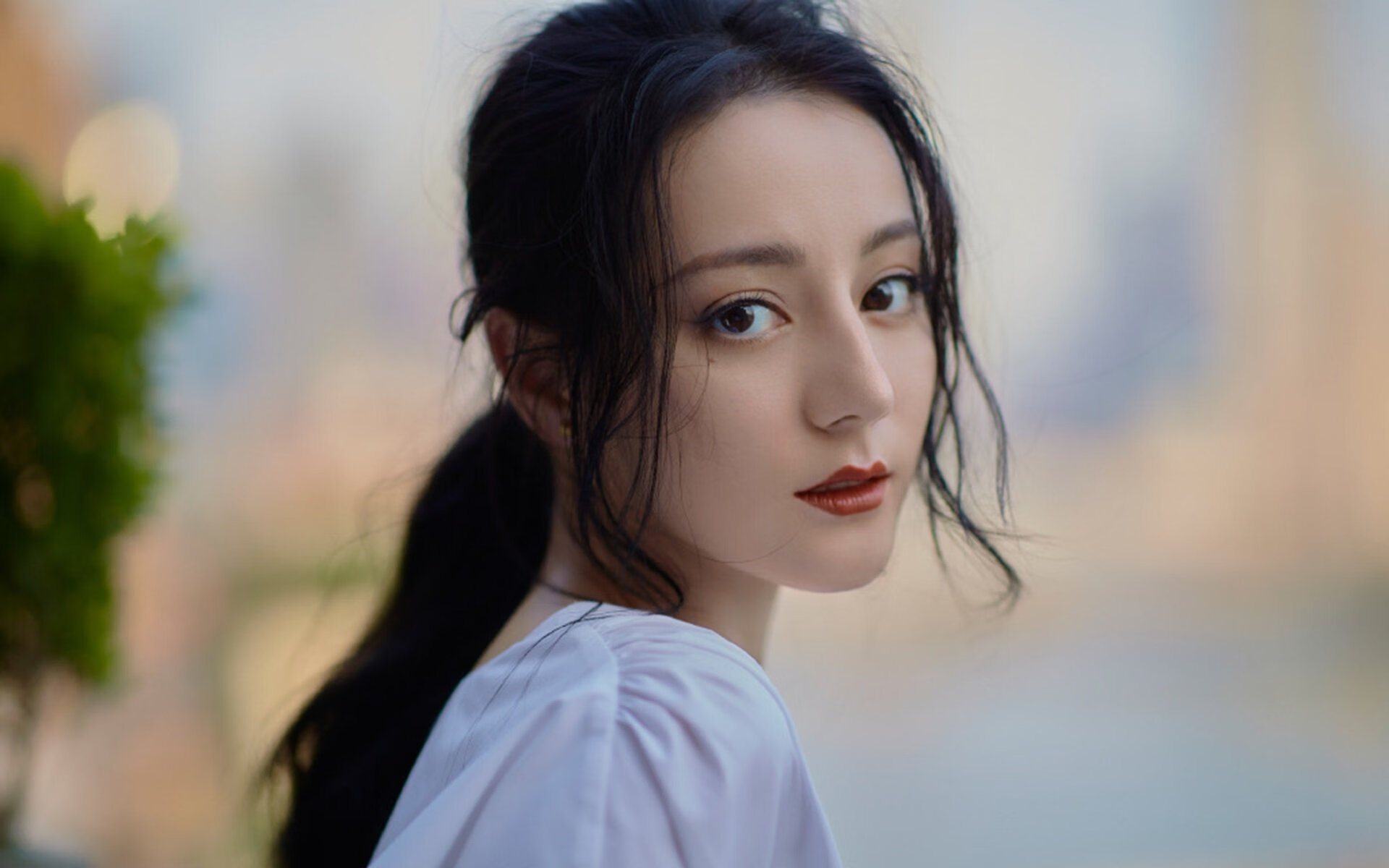 新星闪耀与黑马奔腾，阿尔瓦雷斯主宰赛场，塞内加尔碾碎瑞士