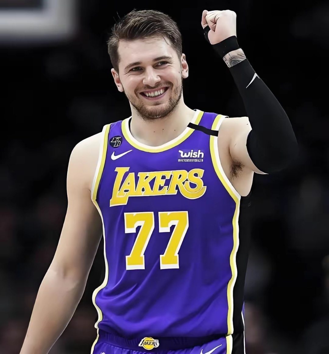 F1新赛季揭幕战之夜，东契奇成为胜负手