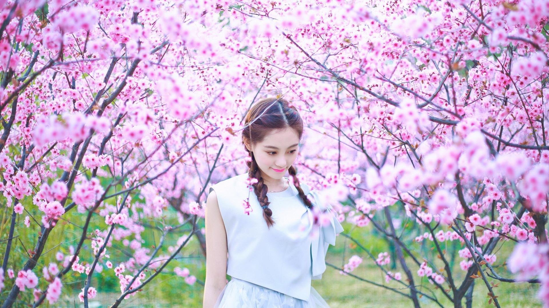 大漠烽烟与高原雷暴，当美加墨世界杯焦点战遇上掘金淘汰赛过关新疆队